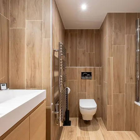 Spacieux 4 A Avec Parking Et Wifi - Fr-1-563-136 *