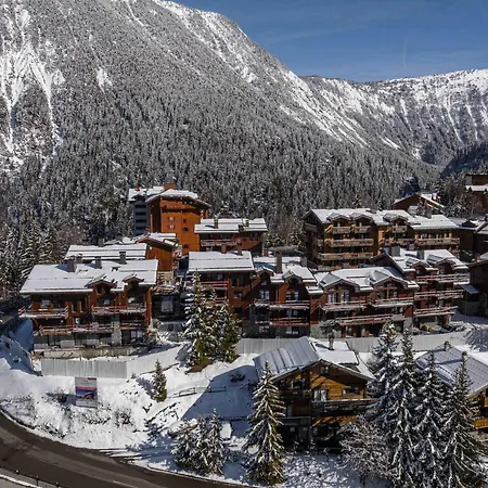Spacieux 4 A Avec Parking Et Wifi Courchevel